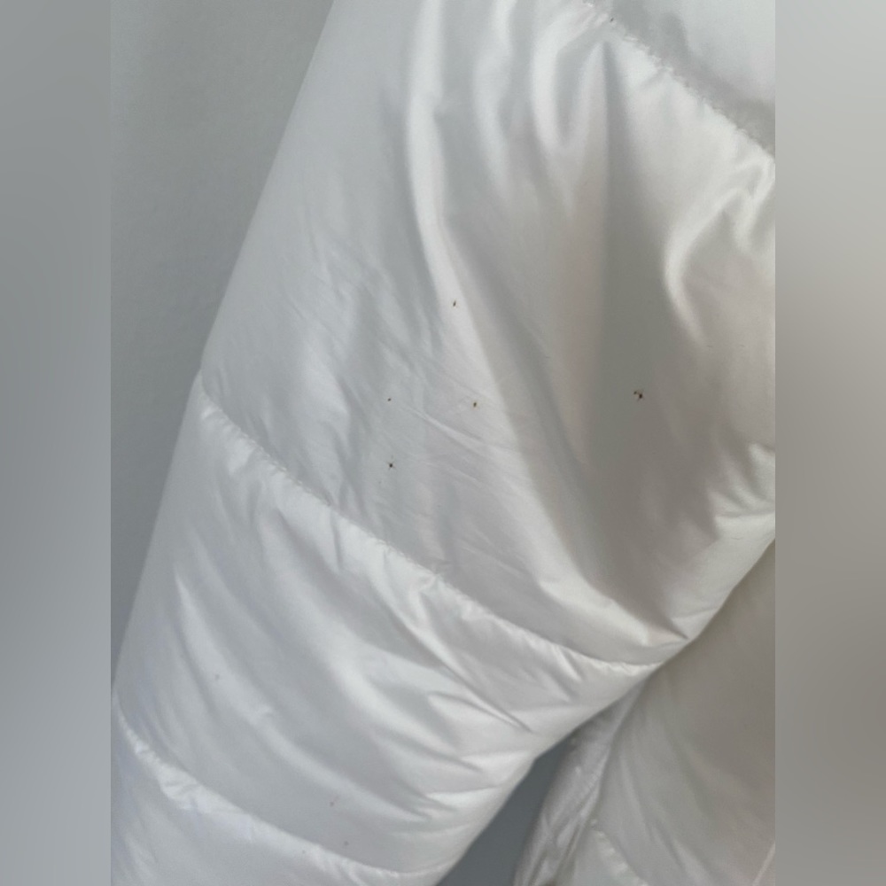White puffer jacket - Picture 6 of 11